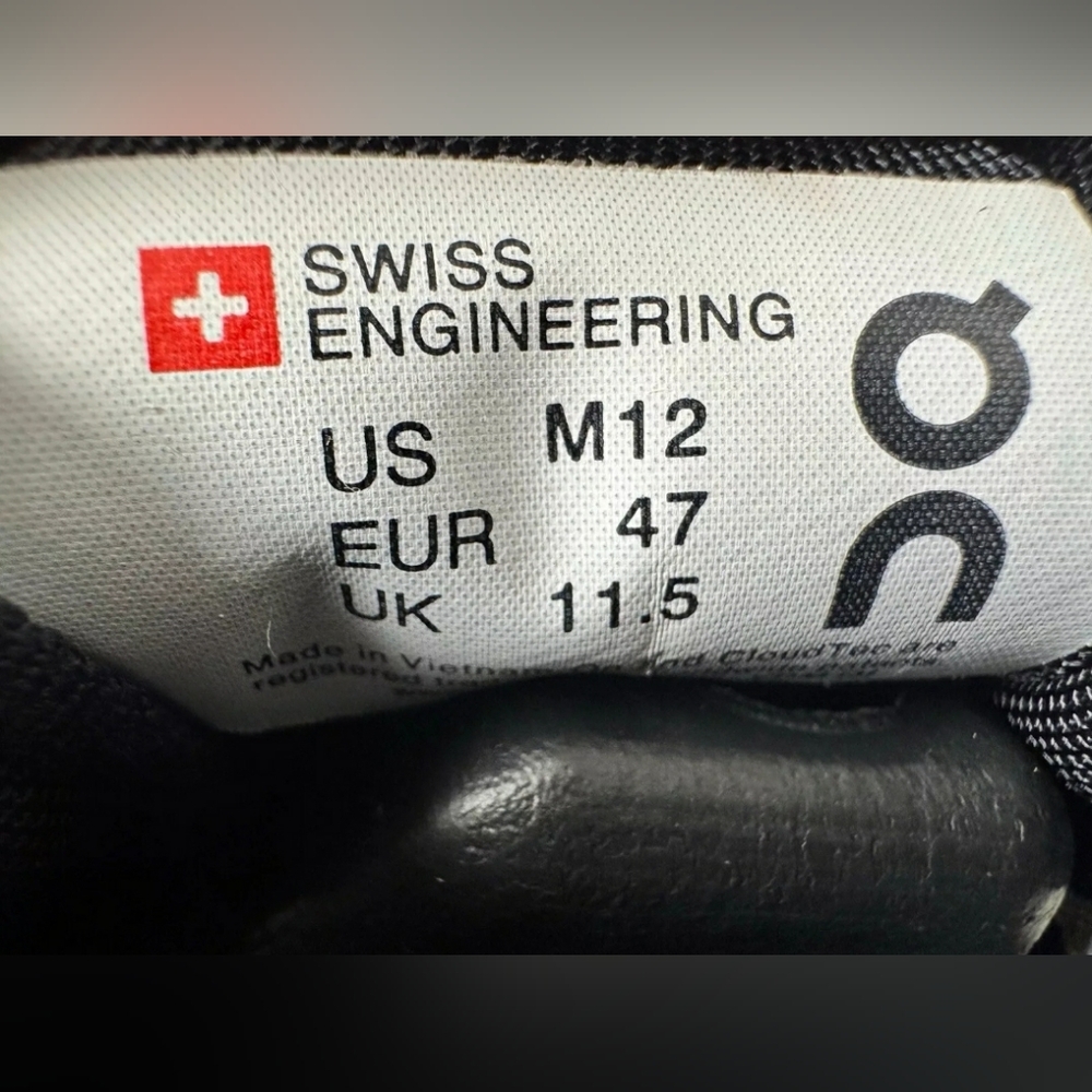 On Cloud Cloudflow Running Gray Mens Size 12 Runn… - image 6